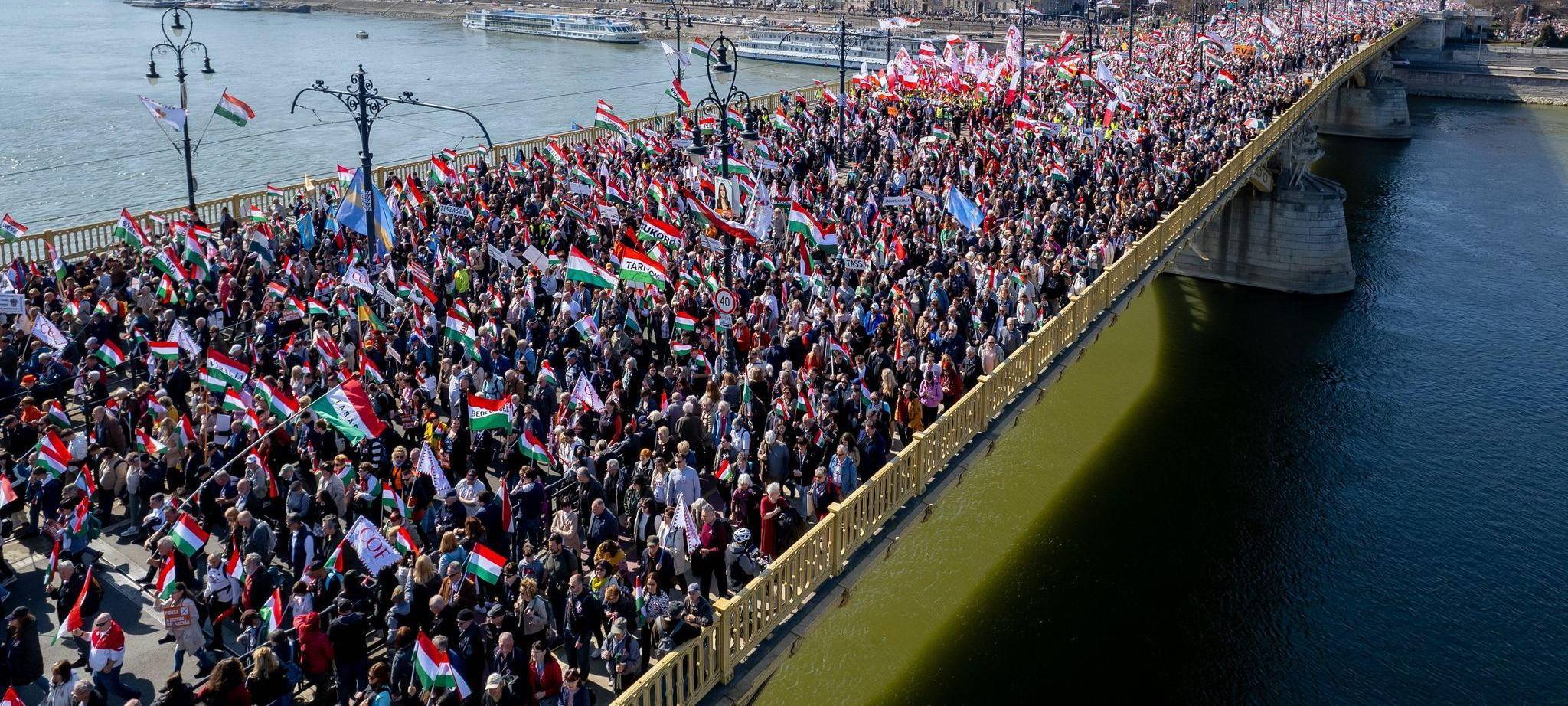 Ungarn Nationalfeiertag - Demonstration von Orban-Anhängern