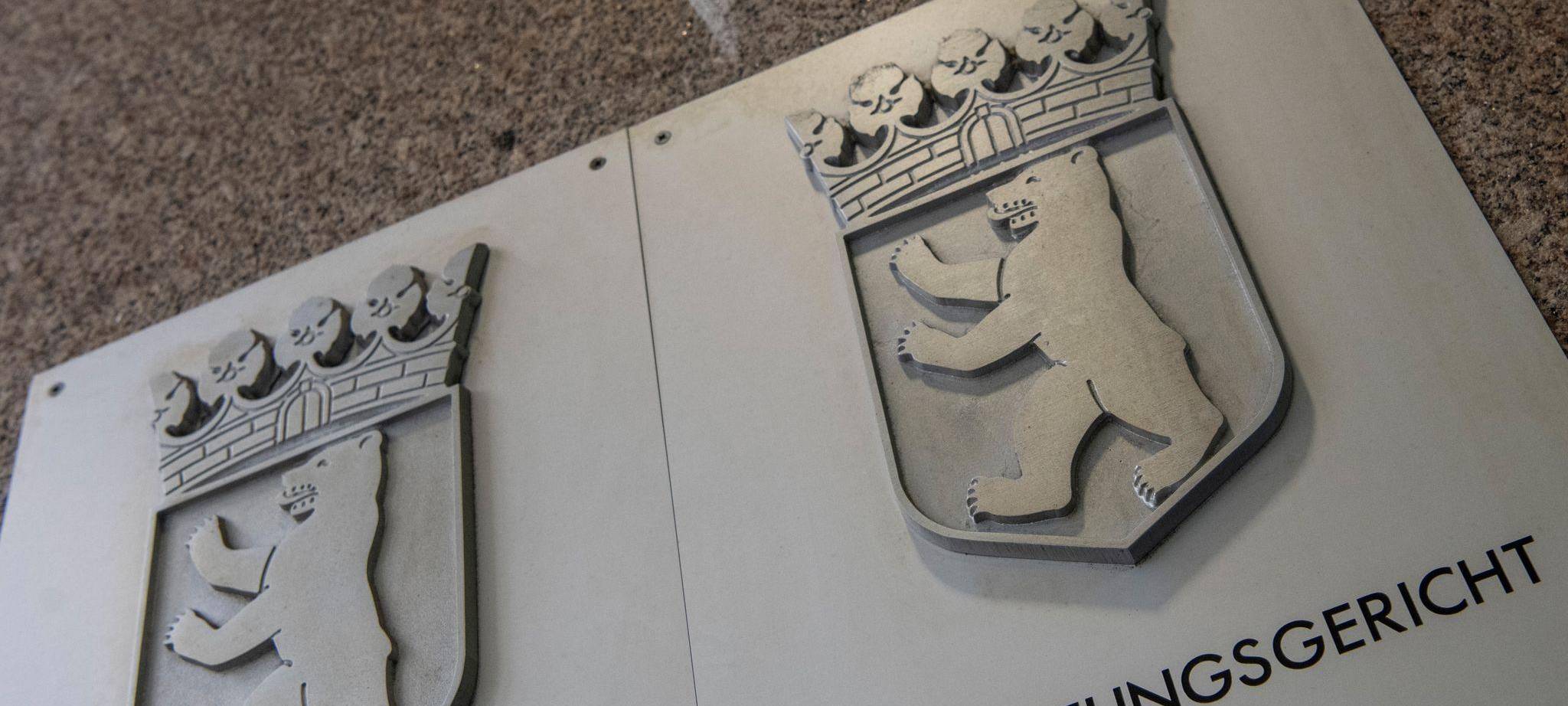 Gericht: Verbot von Erotik-Instagram-Angebot unzulässig