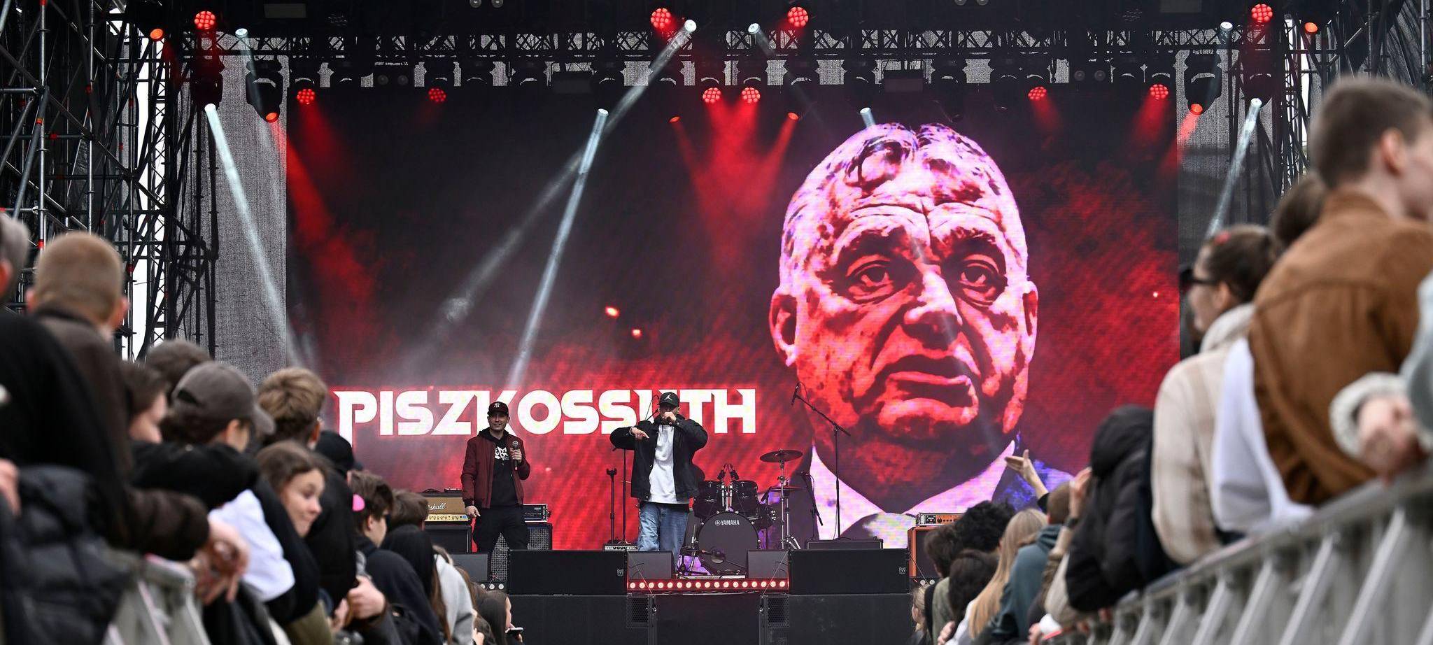 Vor der Parlamentswahl in Ungarn - Anti-Regierungskonzert