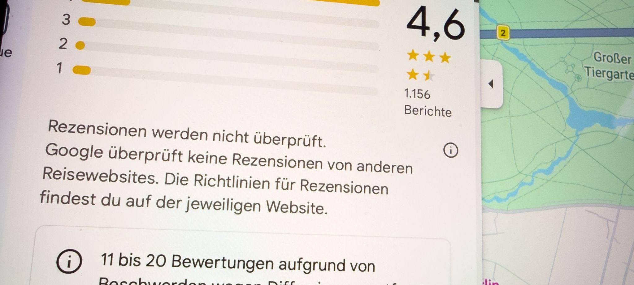 Google-Rezensionen auf einem Bildschirm