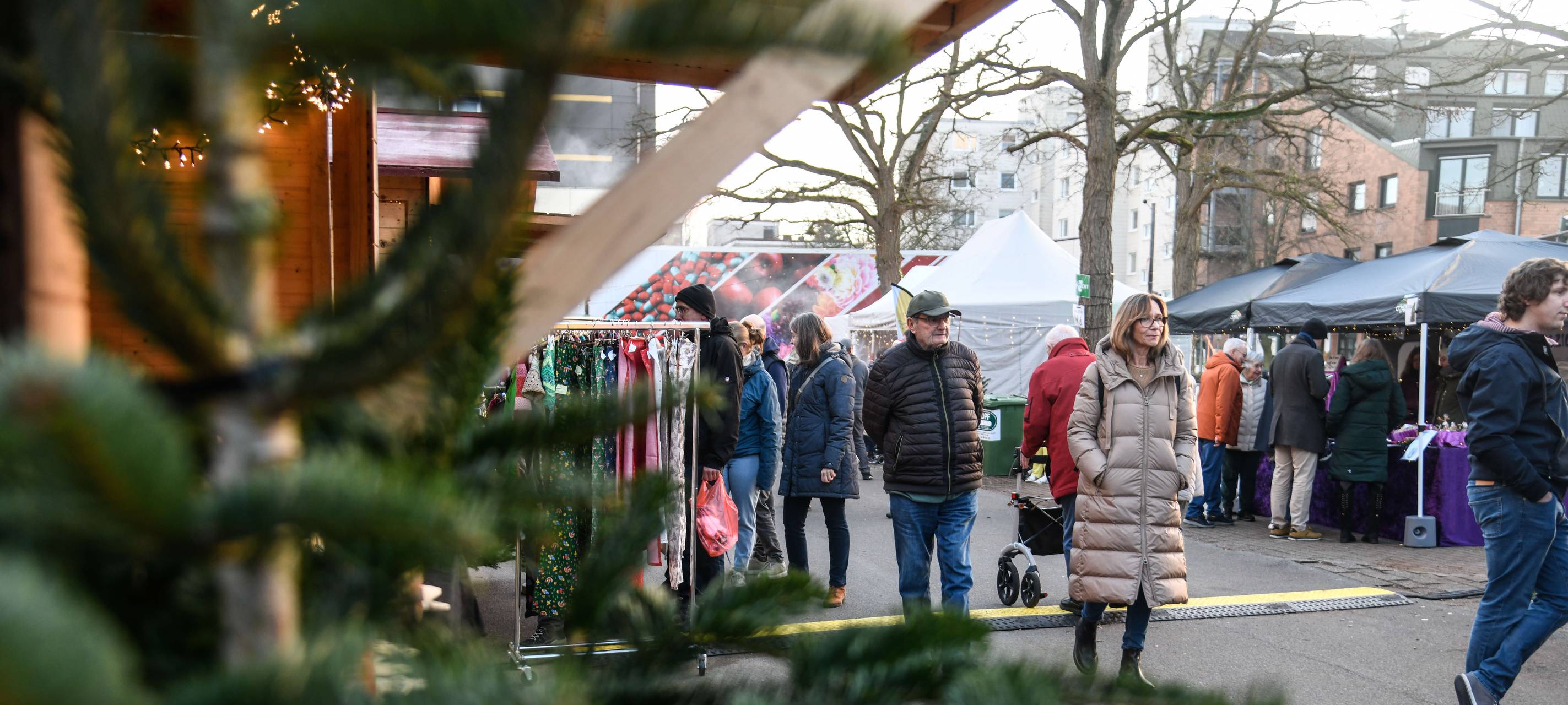 Stadt Voerde sucht ab sofort Händler für Weihnachtsmarkt