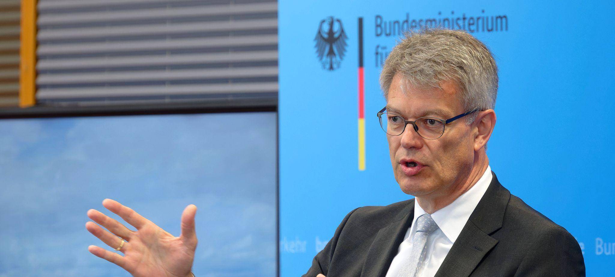 Bundesverkehrsminister informiert zu Bonner Rheinbrücke