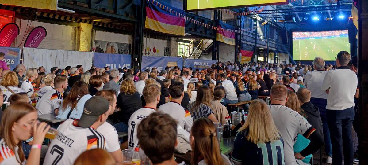 Viele Public Viewings im Kreis Wesel trotz späten Anpfiffs