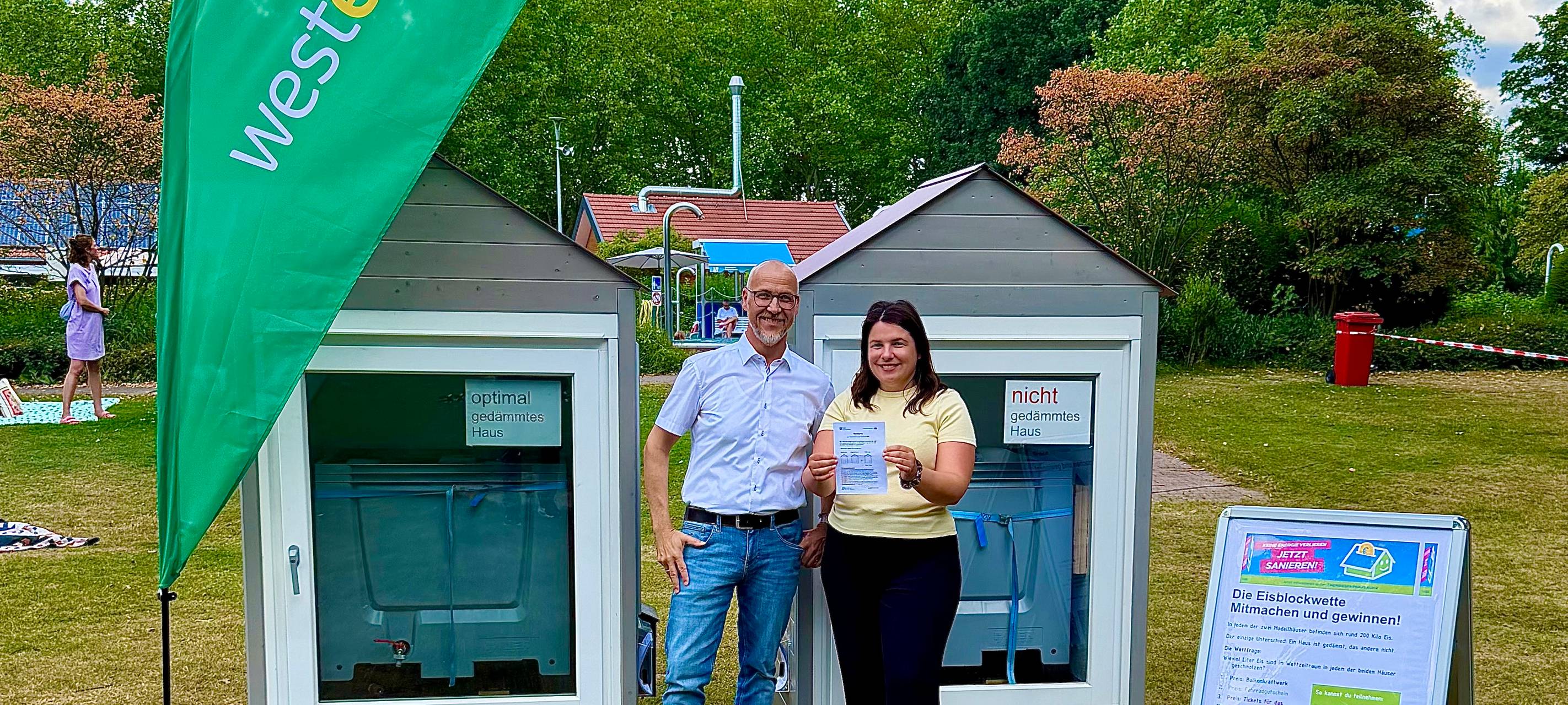 Hamminkeln Freibad Eisblockwette mit Gewinnspiel
