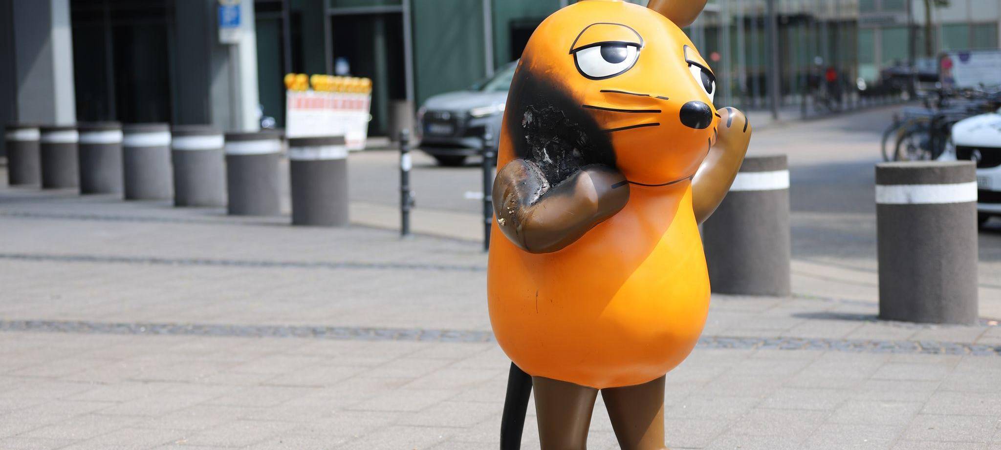 Ermittlungen nach Brandanschlag auf Maus-Figur eingestellt