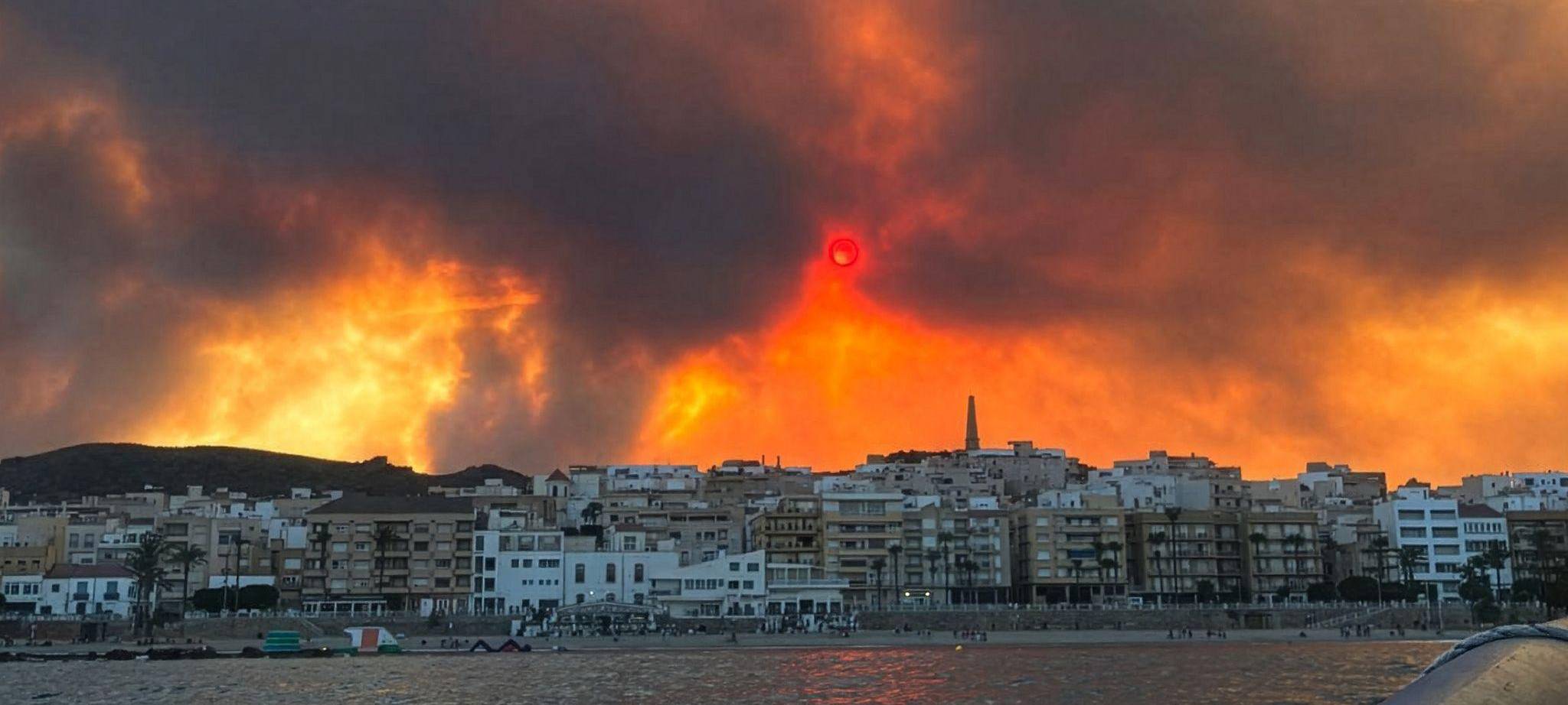 Gewaltiger Brand wütet in Andalusien