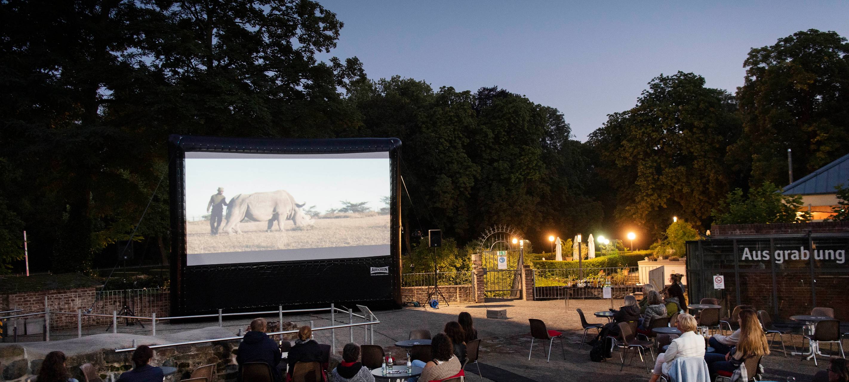Moers feiert Sommer mit Kino, Oper und Genussfest