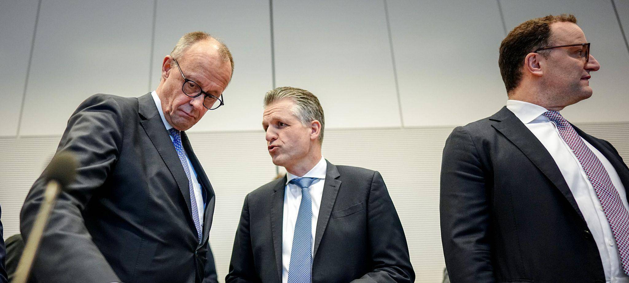 Sitzungen und Statements der Bundestagsfraktionen