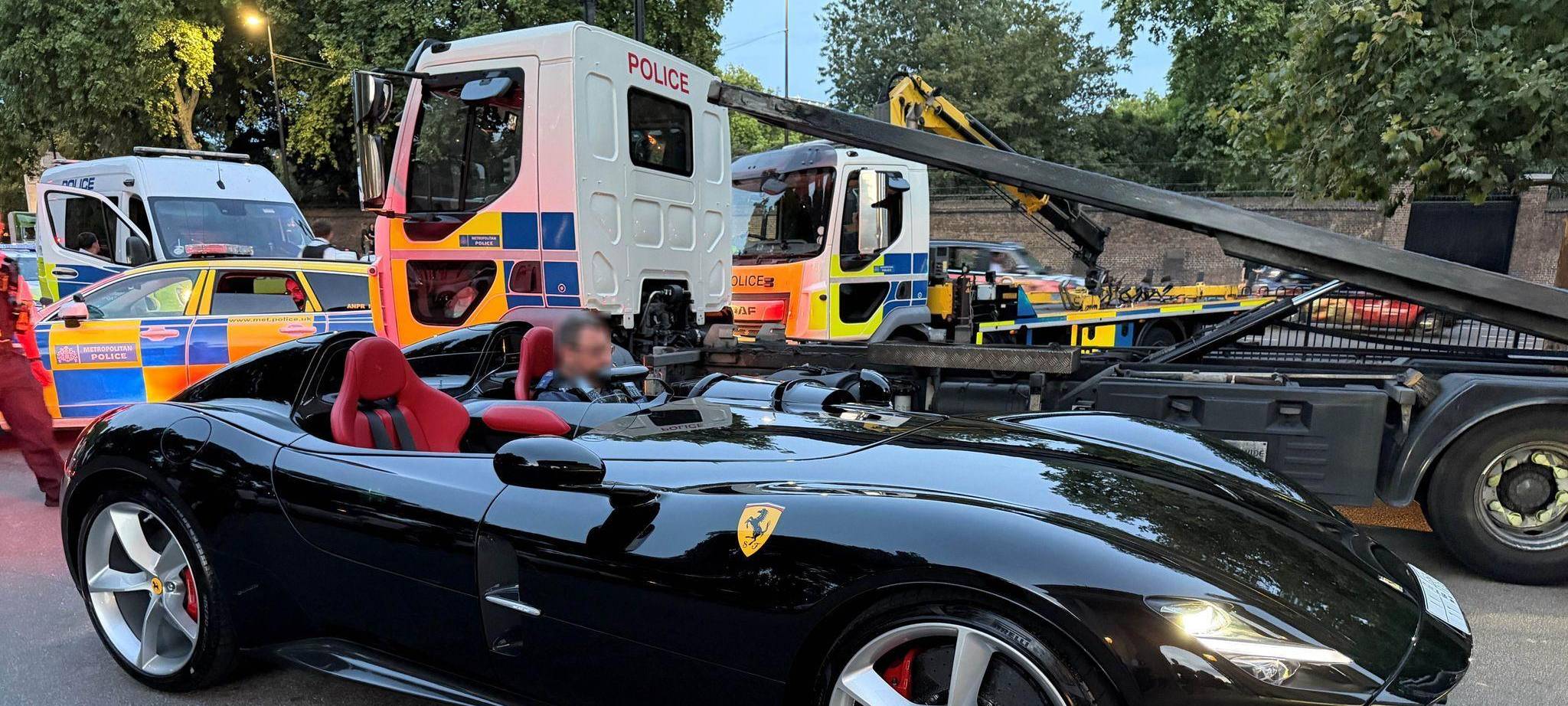 Londoner Polizei beschlagnahmt Dutzende Luxusautos