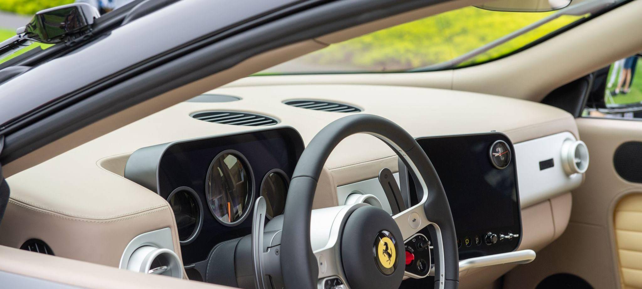 Ferrari Luce