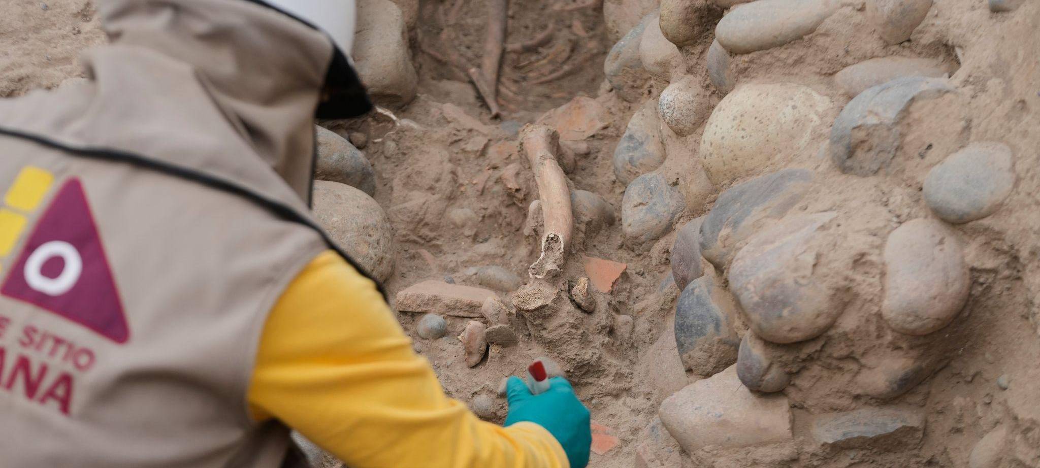 Fund in der Ruinenstätte Huaca Pucllana in Peru