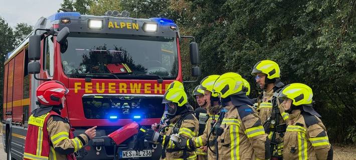 Feuerwehr Alpen Einheit Veen Bürgermeister Ludger Staymann