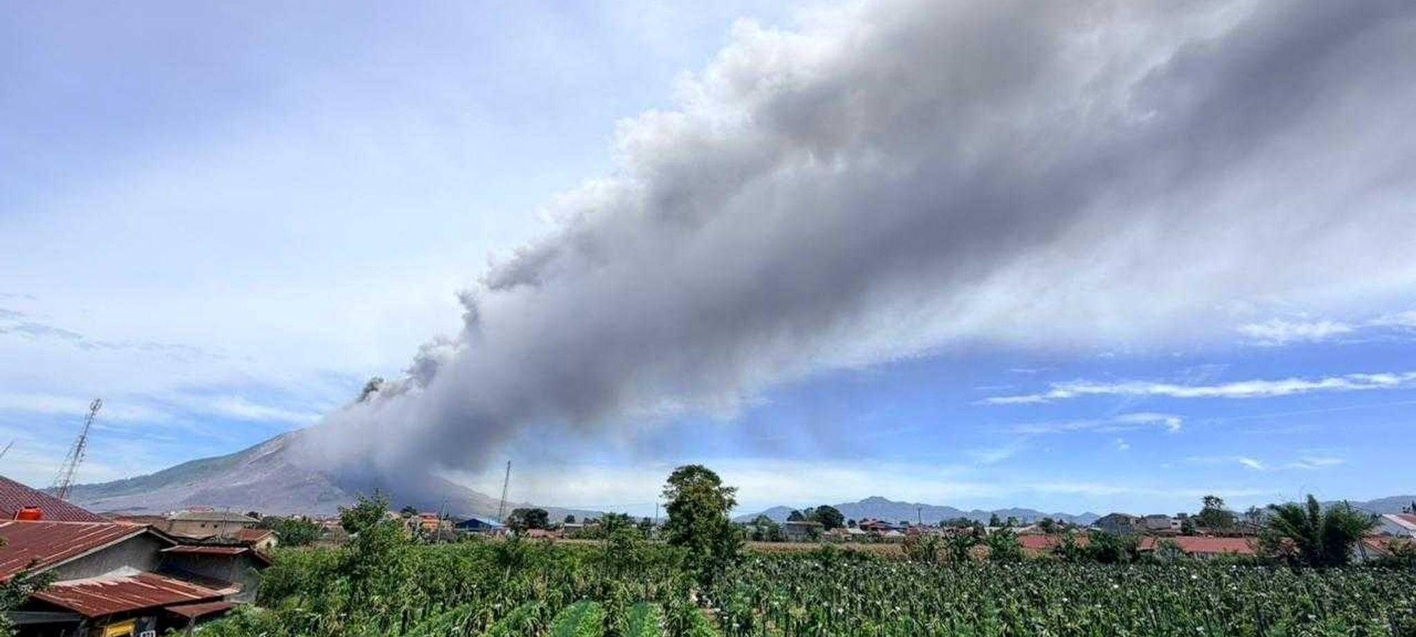Vulkan Sinabung auf Sumatra ausgebrochen