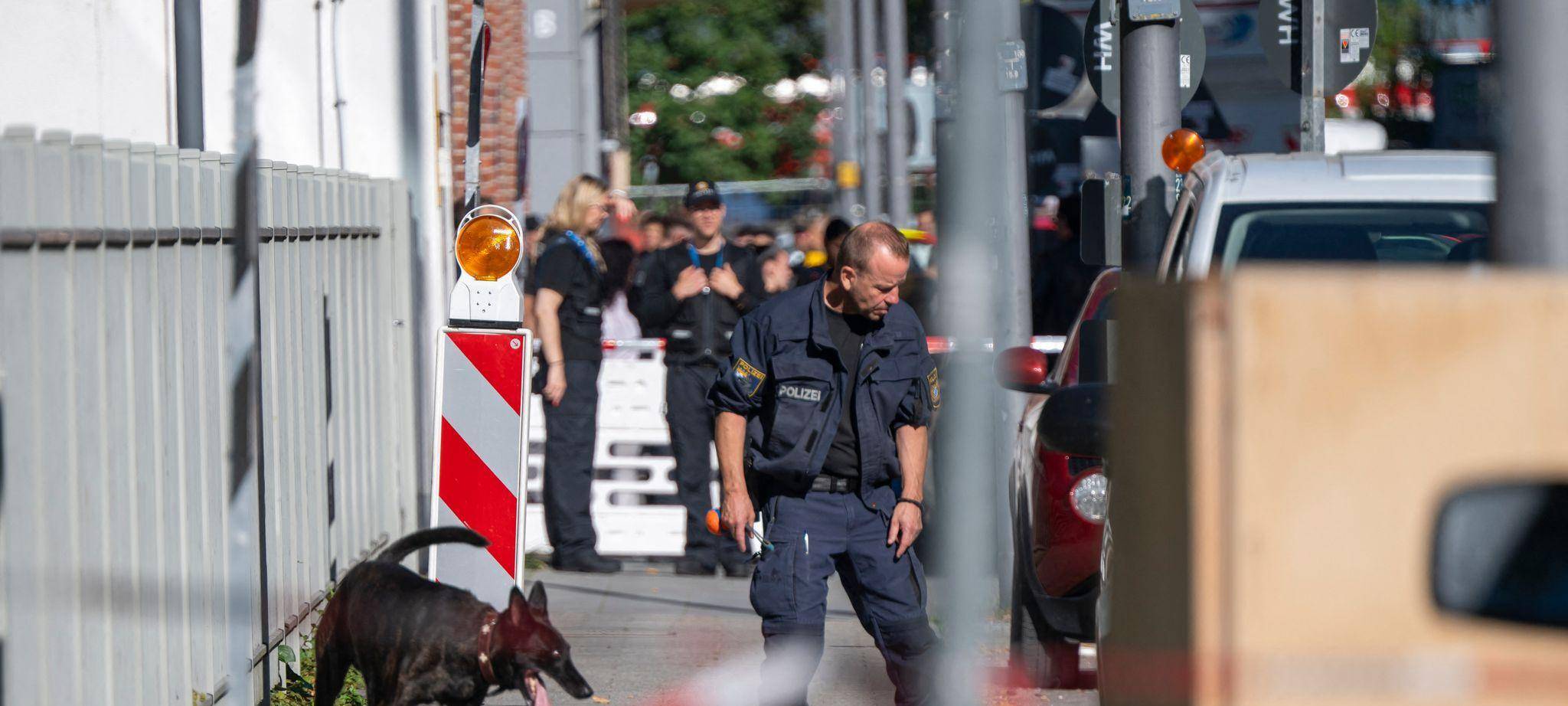 Brandsätze auf Münchner Baustelle geworfen