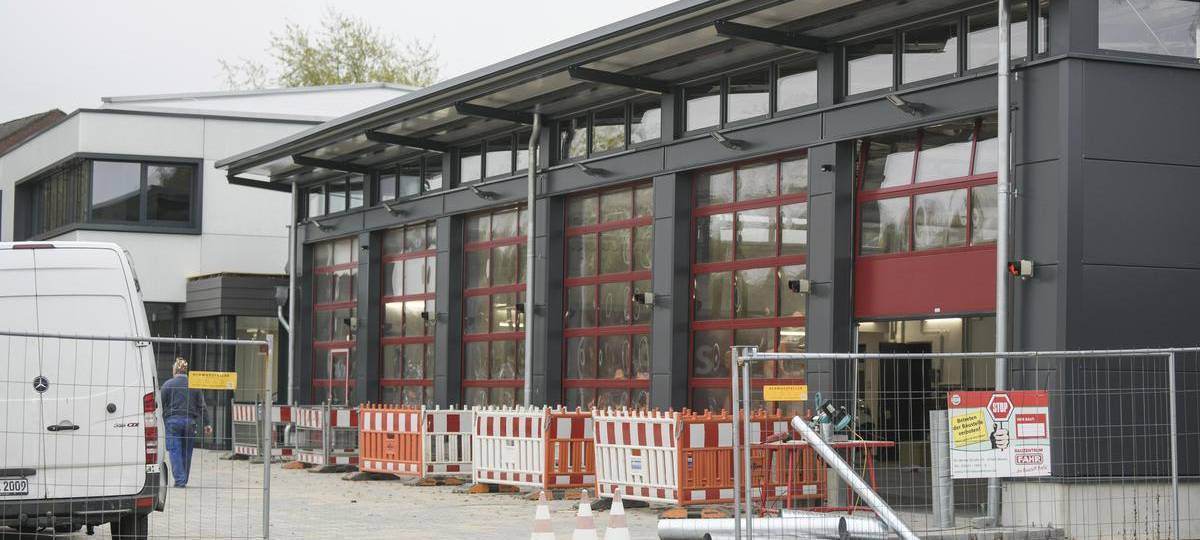 Neue Feuerwache in Neukirchen eröffnet