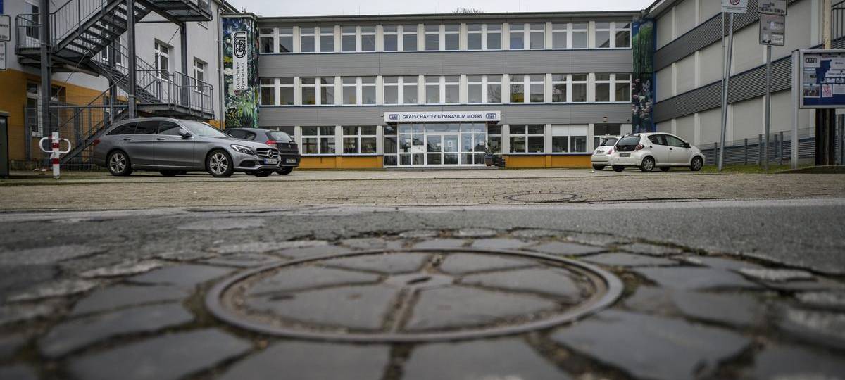Schulleiterin vom Grafschafter Gymnasium Moers freigestellt