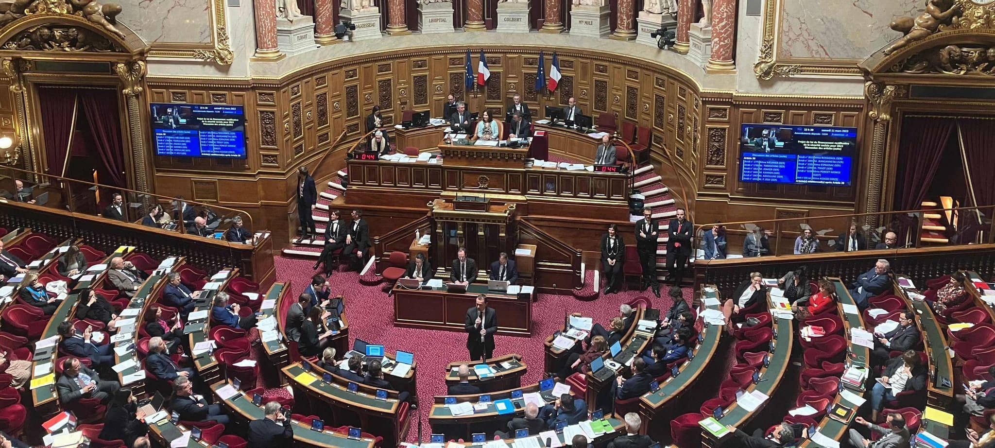 Französischer Senat wird zur Hälfte neu gewählt