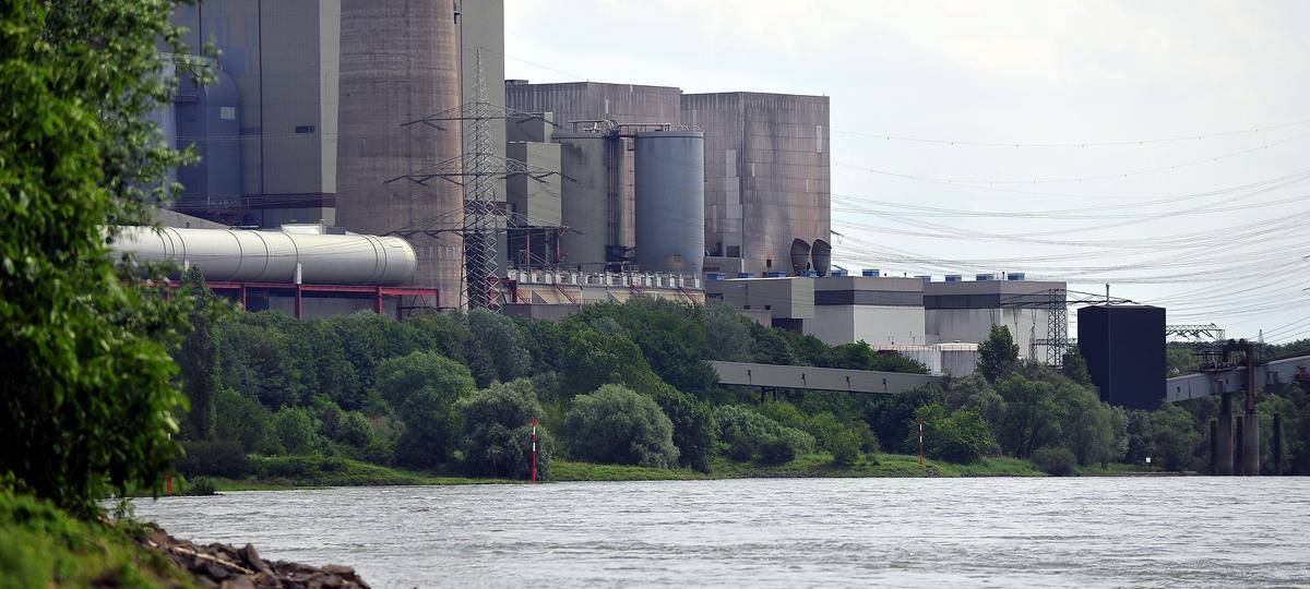In Voerde ist erneut Ölfilm aufgetaucht