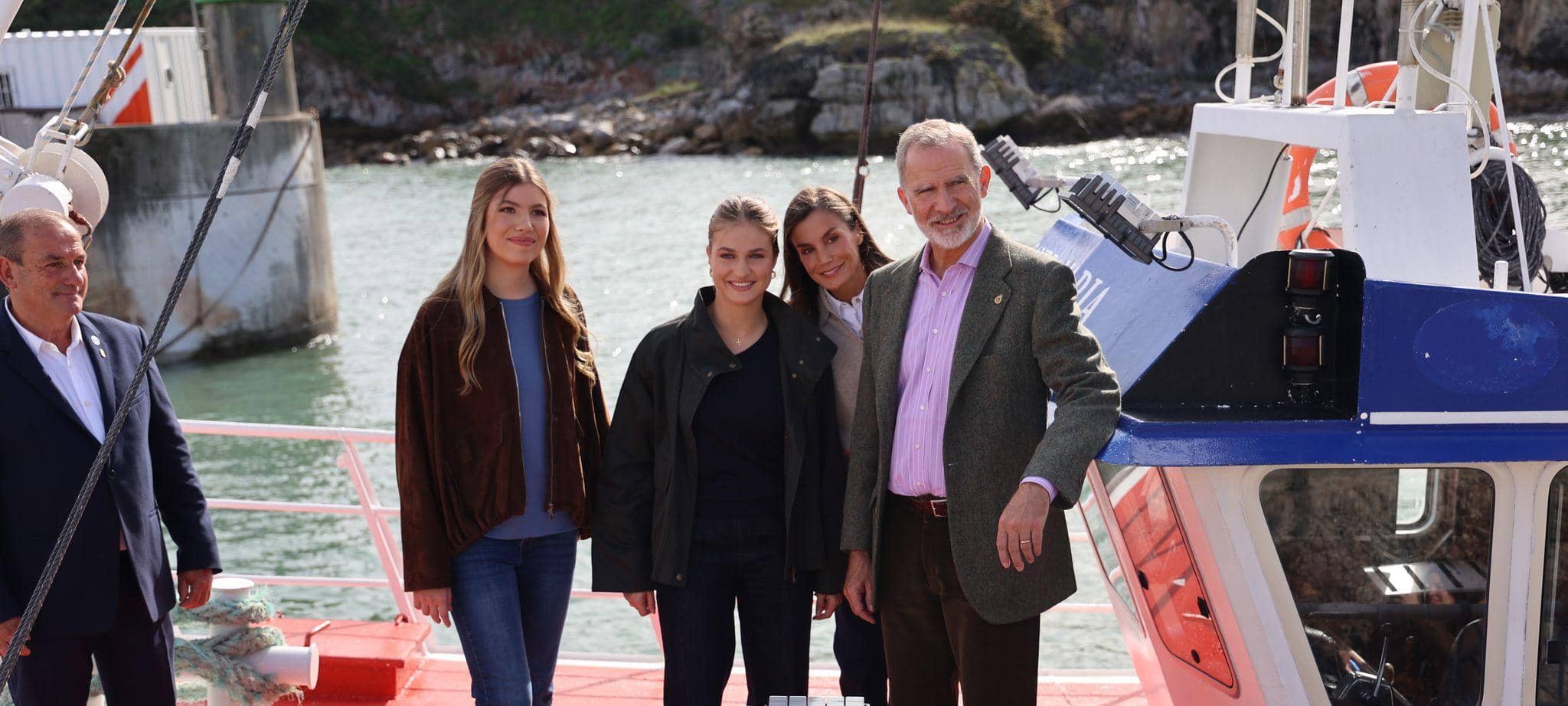 Spanische Königsfamilie besucht Llanes
