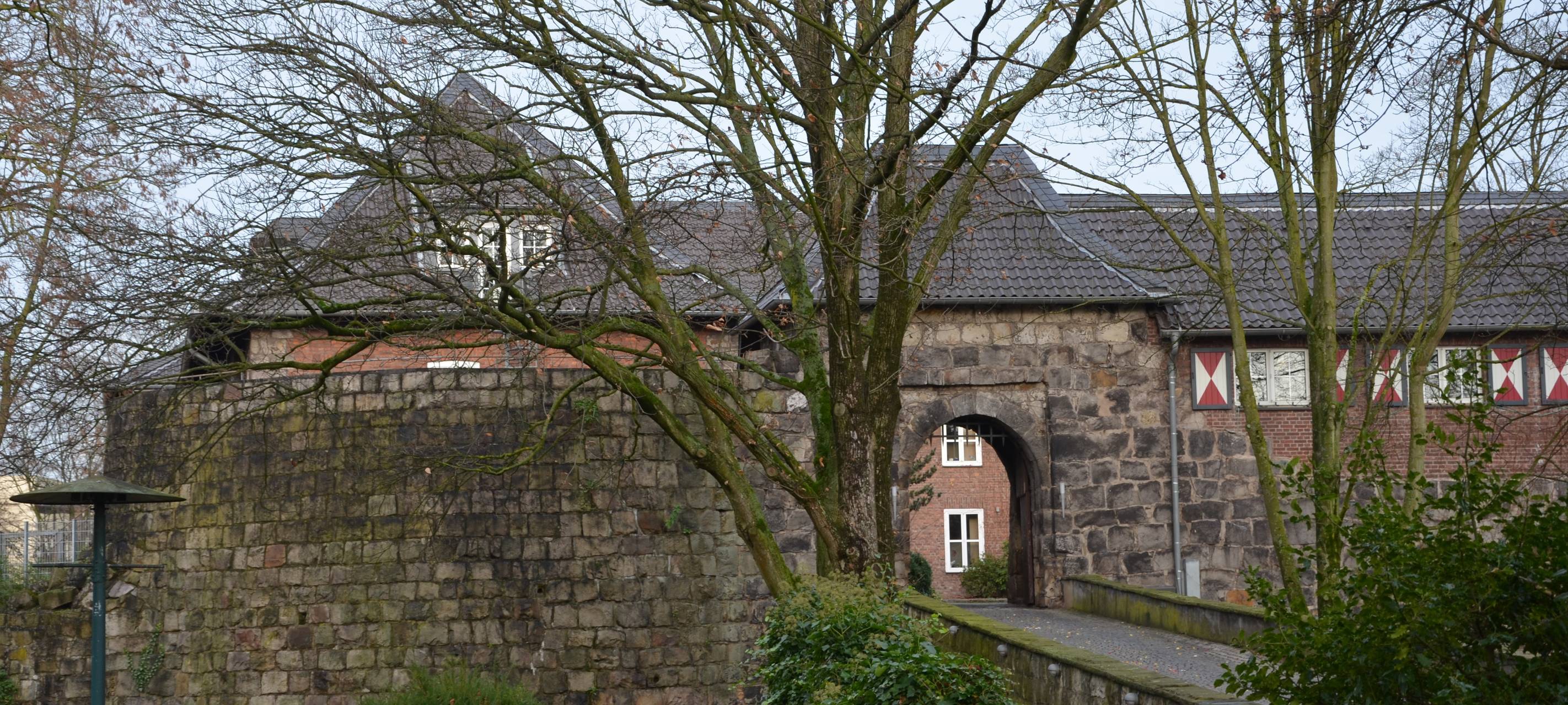 Burgeingang an der Burghofbühne in Dinslaken