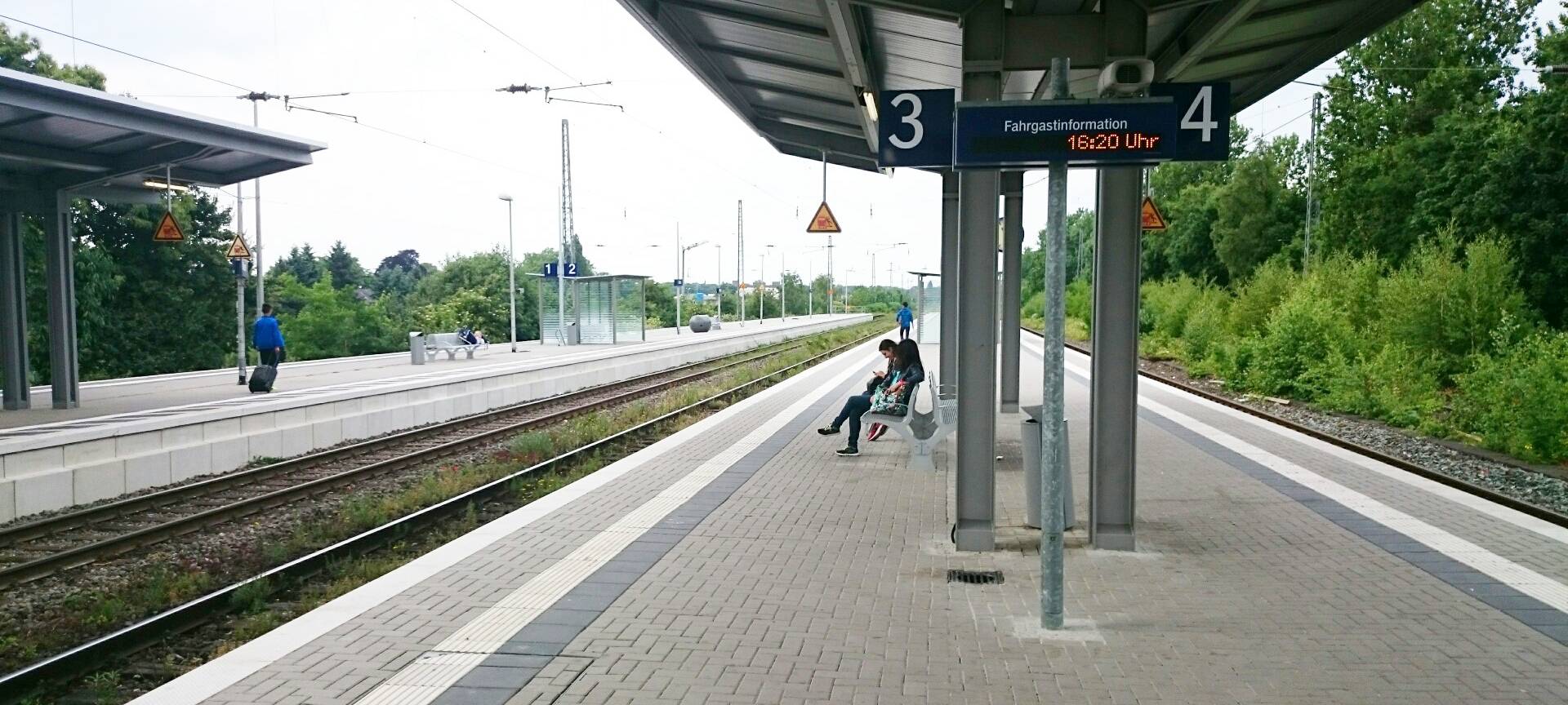 Der Bahnhof Moers nach dem Umbau 2015.