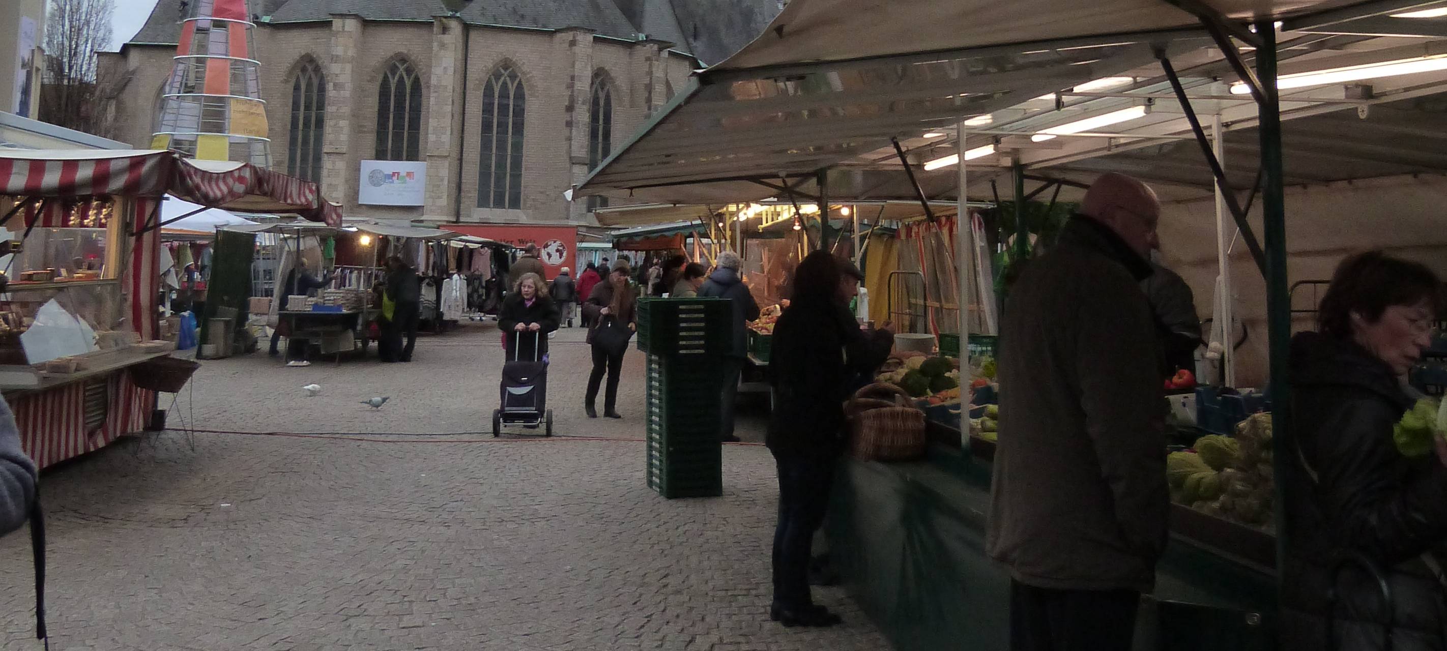 Wochenmarkt in Wesel.