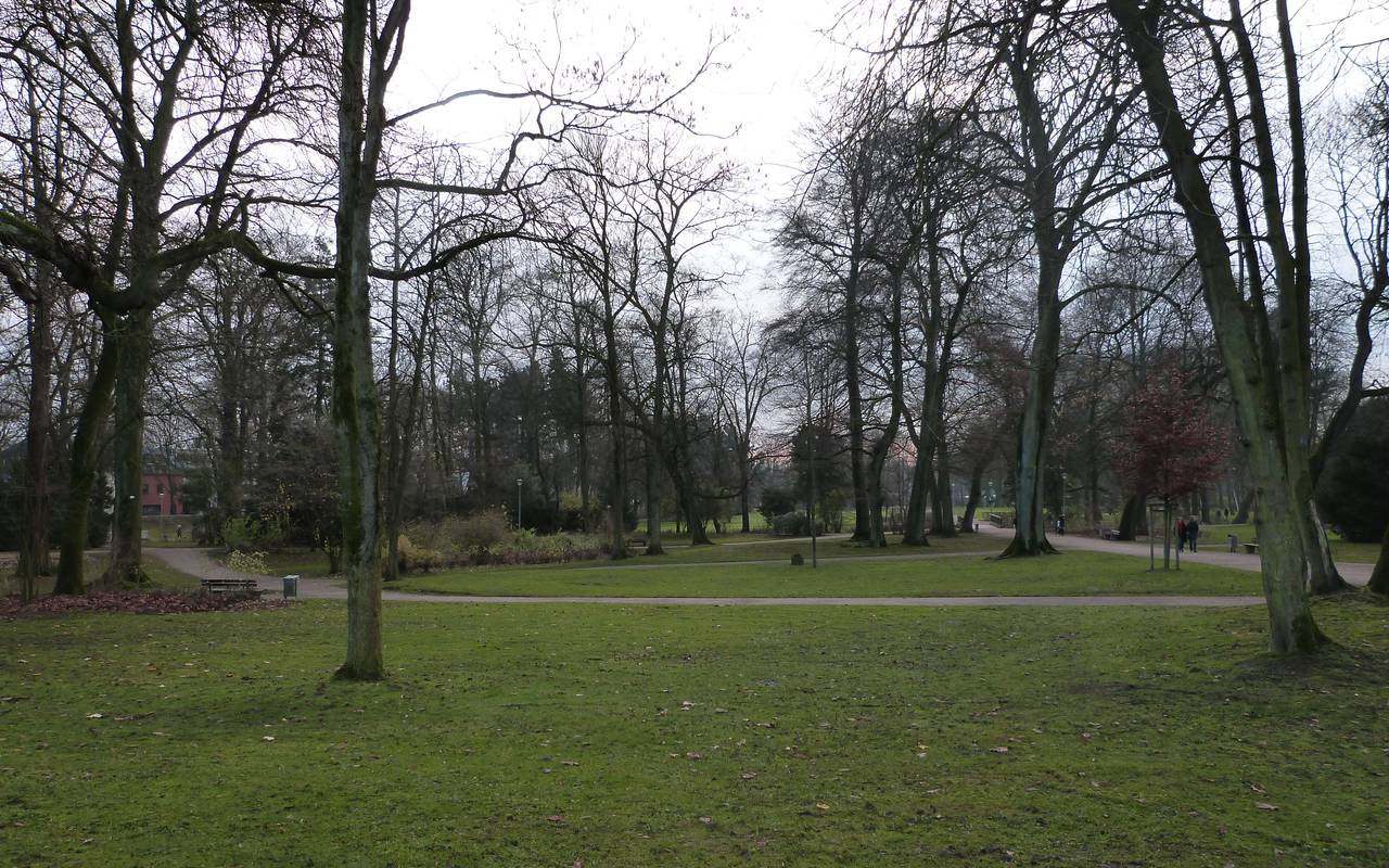 Schlosspark Moers