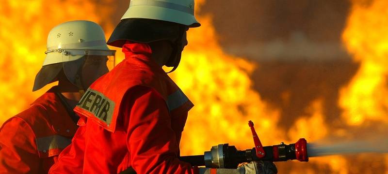 Brand auf L1 kurz vor der Brücke in Hünxe-Krudenburg
