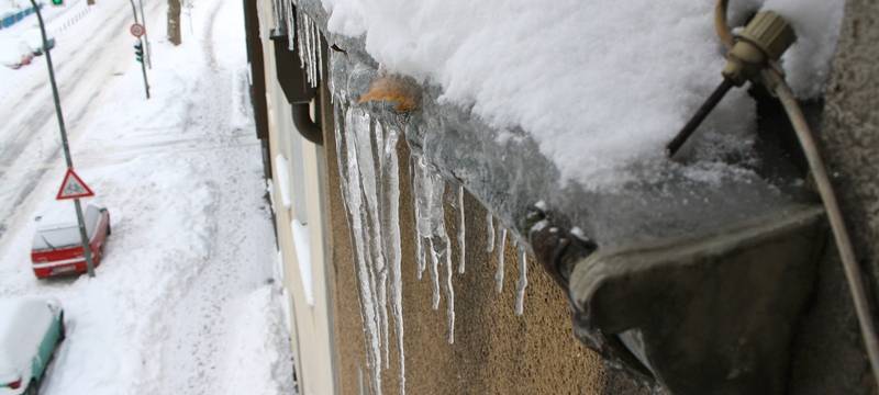 Dinslakener DLRG: Lebensgefahr bei Betreten von Eisflächen